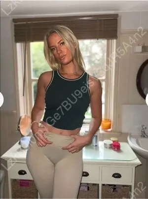 Issy Anderson OnlyFans Leaked Free Thumbnail Picture - #SY11zcDaM2