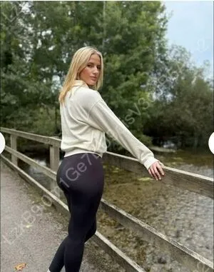 Issy Anderson OnlyFans Leaked Free Thumbnail Picture - #bxUsifw1hE