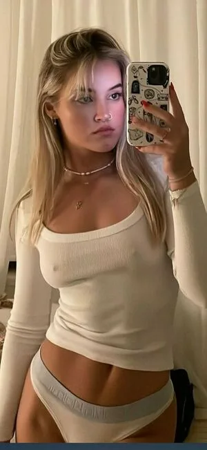 Issy Chan OnlyFans Leaked Free Thumbnail Picture - #WO1sDrN5SU
