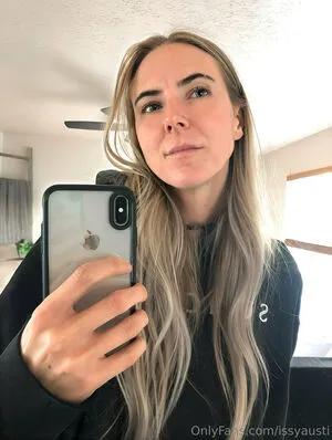 Issyausti OnlyFans Leaked Free Thumbnail Picture - #0NbxQyE5jH