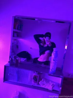 Issyausti OnlyFans Leaked Free Thumbnail Picture - #4GVzcsi9LE