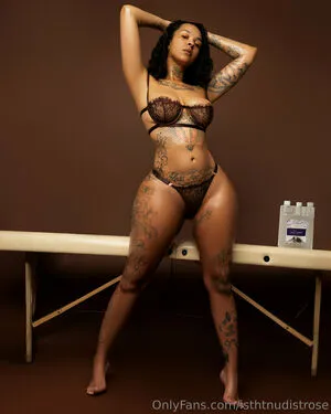 Isthtnudistrose OnlyFans Leaked Free Thumbnail Picture - #ciqA4r4zCf