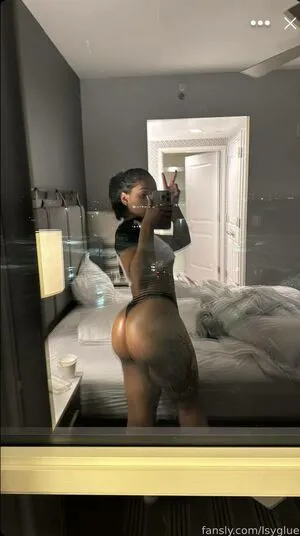 Isyglue OnlyFans Leaked Free Thumbnail Picture - #fCn30Z6i0Q