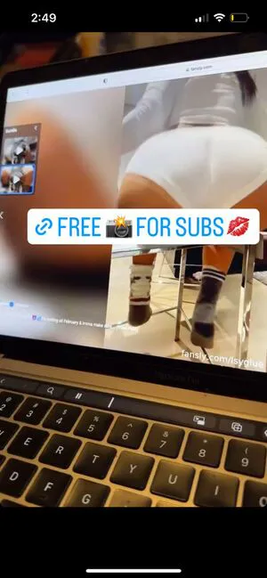 Isyglue OnlyFans Leaked Free Thumbnail Picture - #ku3xPB0Yrb