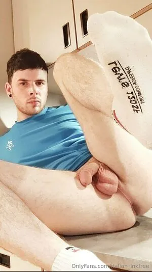 Italian Inkfree OnlyFans Leaked Free Thumbnail Picture - #ZmVfeg1YUb