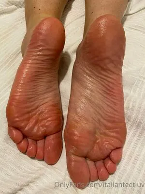 Italianfeetluv OnlyFans Leaked Free Thumbnail Picture - #7SBt34Rfl3