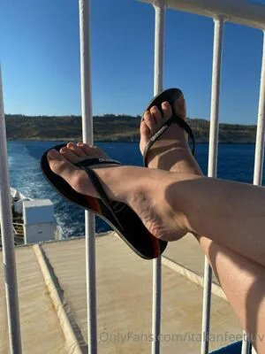 Italianfeetluv OnlyFans Leaked Free Thumbnail Picture - #OjeGXbVrY6