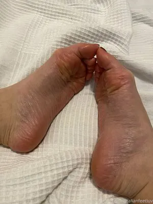 Italianfeetluv OnlyFans Leaked Free Thumbnail Picture - #R2U9X2rynL