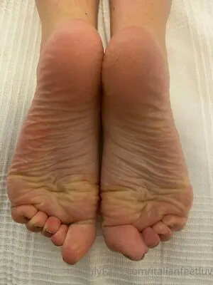 Italianfeetluv OnlyFans Leaked Free Thumbnail Picture - #mArq7zI3CX