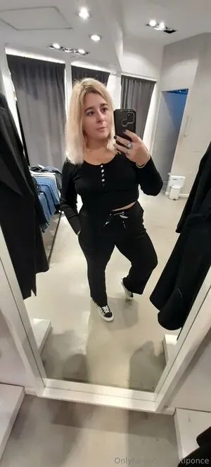 Itatiponce OnlyFans Leaked Free Thumbnail Picture - #jjFKYcGng2