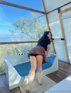 Ititie OnlyFans Leaked Free Thumbnail Picture - #BHU9d4Wkzc