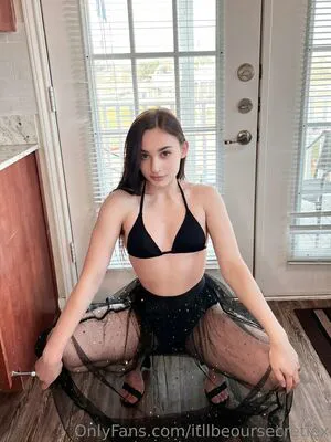 Itllbeoursecretlex OnlyFans Leaked Free Thumbnail Picture - #R1EUvjePMx
