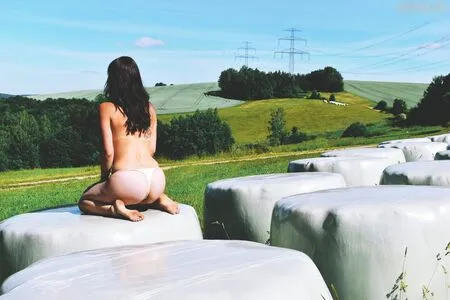 Its Anny28 OnlyFans Leaked Free Thumbnail Picture - #0XRiWqLe6f