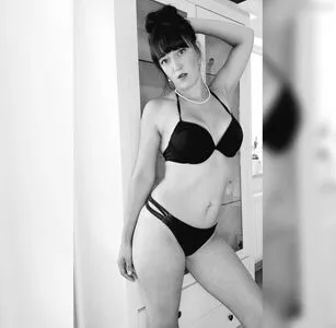 Its Anny28 OnlyFans Leaked Free Thumbnail Picture - #UpnisUcVuj