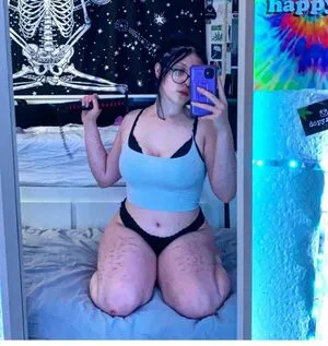 Its Just A Cigarette OnlyFans Leaked Free Thumbnail Picture - #jan6xOz9mE