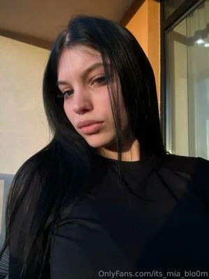 Its Mia Blo0m OnlyFans Leaked Free Thumbnail Picture - #VV63RmHSCi