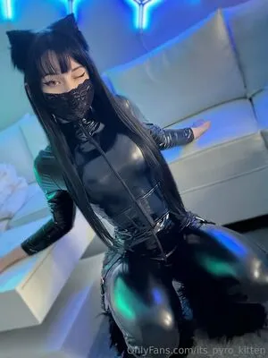 Its Pyro Kitten OnlyFans Leaked Free Thumbnail Picture - #cOsFBvARar