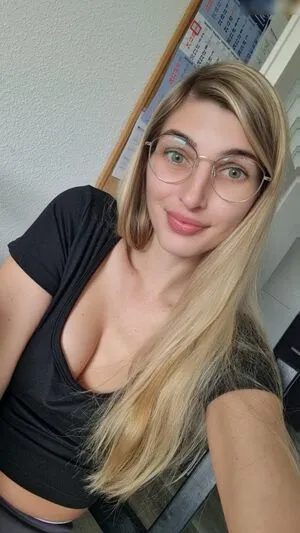 Its Sunny93 OnlyFans Leaked Free Thumbnail Picture - #0RbVlriPzt