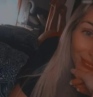 Its Sunny93 OnlyFans Leaked Free Thumbnail Picture - #SAKWlu7KW4