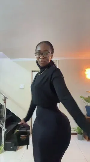 Its Tshego34 OnlyFans Leaked Free Thumbnail Picture - #LaXxxuX2V9