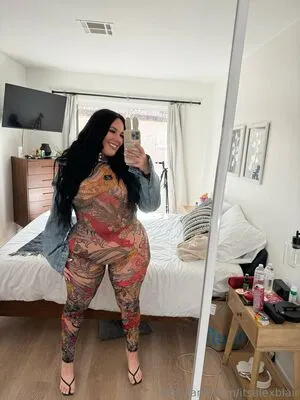 Itsalexblair OnlyFans Leaked Free Thumbnail Picture - #e1Xs5aV8RB