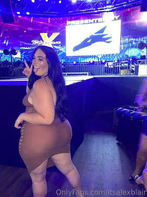 Itsalexblair OnlyFans Leaked Free Thumbnail Picture - #xy9O4t998z