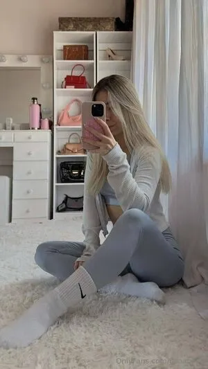 Itsaliceex OnlyFans Leaked Free Thumbnail Picture - #54ZTaRXIrl