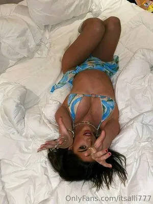 Itsalli777 OnlyFans Leaked Free Thumbnail Picture - #4ibbg1tZA3