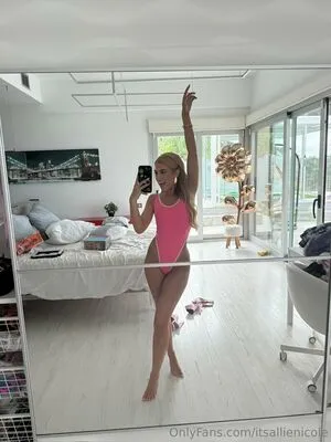 Itsallienicole OnlyFans Leaked Free Thumbnail Picture - #JCuNcIG7Ka