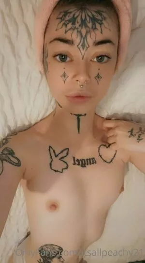 itsallpeachy21 OnlyFans Leaked Free Thumbnail Picture - #VekEBaLazz