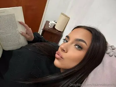 Itsannabianchi OnlyFans Leaked Free Thumbnail Picture - #FthZSodgSq