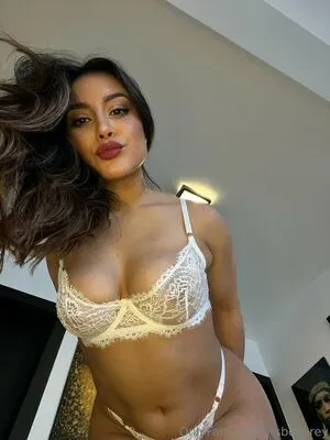 Itsbellarey OnlyFans Leaked Free Thumbnail Picture - #6p2UcBrSWf