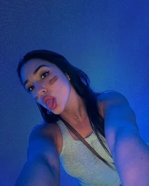Itscarolinamarie3 OnlyFans Leaked Free Thumbnail Picture - #JnEOGYd0SC