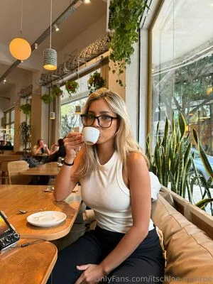 Itschloe Monroe OnlyFans Leaked Free Thumbnail Picture - #PEae5s25ej