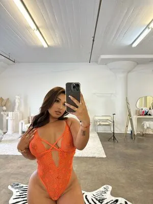 Itschynax OnlyFans Leaked Free Thumbnail Picture - #4Xic4APaHq