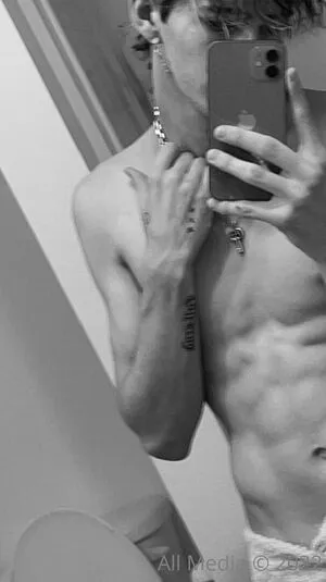 Itsdamiankk OnlyFans Leaked Free Thumbnail Picture - #7g6MJ4kZPT