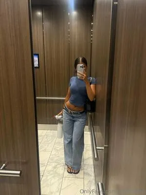 Itsellableu OnlyFans Leaked Free Thumbnail Picture - #8jFuFsTIhG