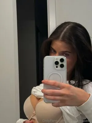 Itsellableu OnlyFans Leaked Free Thumbnail Picture - #zfRztd8ZH3