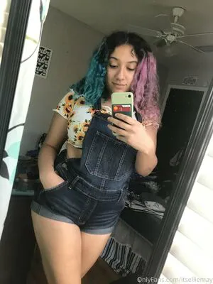 Itselliemay OnlyFans Leaked Free Thumbnail Picture - #2MXHQD2TpW