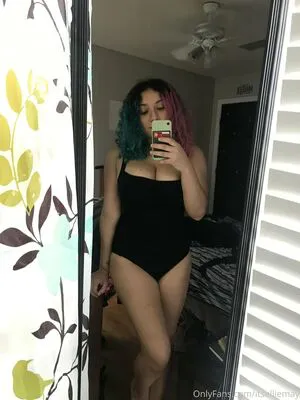 Itselliemay OnlyFans Leaked Free Thumbnail Picture - #pKstfkm6JD