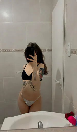 Itsfoxiefree OnlyFans Leaked Free Thumbnail Picture - #z1XppcuMab