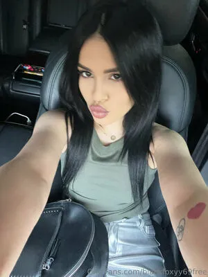 Itsfoxyhoe OnlyFans Leaked Free Thumbnail Picture - #CL4OD1hbAv