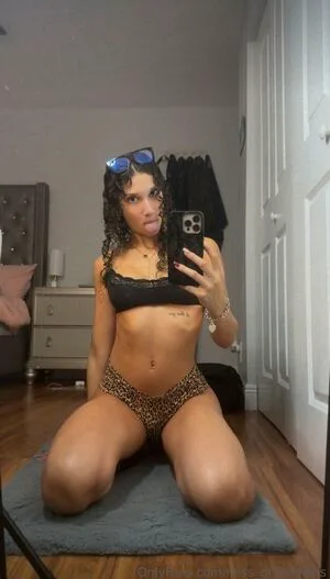 Itsgracedaviis OnlyFans Leaked Free Thumbnail Picture - #vBxexAacaM