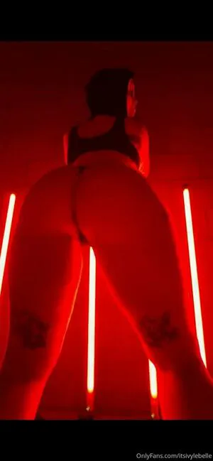 Itsivylebelle OnlyFans Leaked Free Thumbnail Picture - #1uMytsAsBW