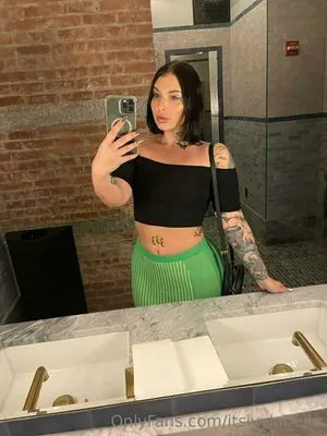 Itsivylebelle OnlyFans Leaked Free Thumbnail Picture - #OAjqd7nasc