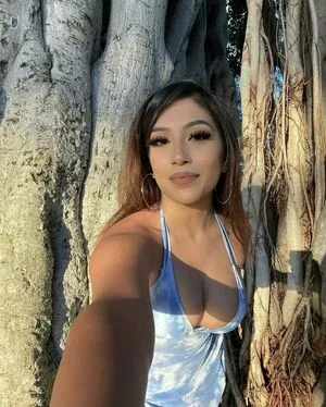 Itsizziman Iman Izzy Ramzan OnlyFans Leaked Free Thumbnail Picture - #FflmzLKhsm