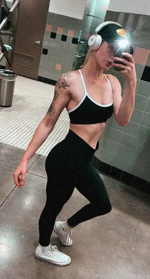 Itsizzybabe4 OnlyFans Leaked Free Thumbnail Picture - #7NJTop82kM