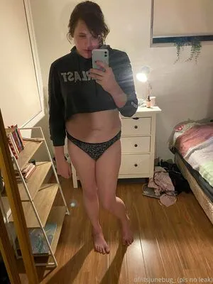Itsjunebug OnlyFans Leaked Free Thumbnail Picture - #XBJUbcHSN8