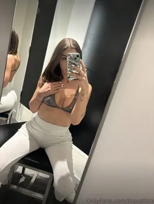 Itsjustlizx OnlyFans Leaked Free Thumbnail Picture - #6rpIQKxKxd