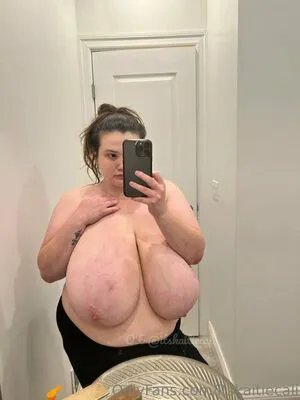 Itskaitiecali OnlyFans Leaked Free Thumbnail Picture - #cfCMmhepcI